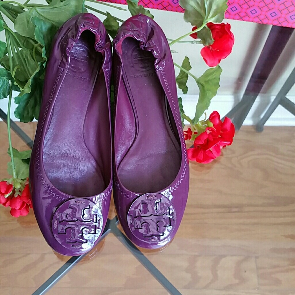 Authentic Tory Burch Flat - image 1